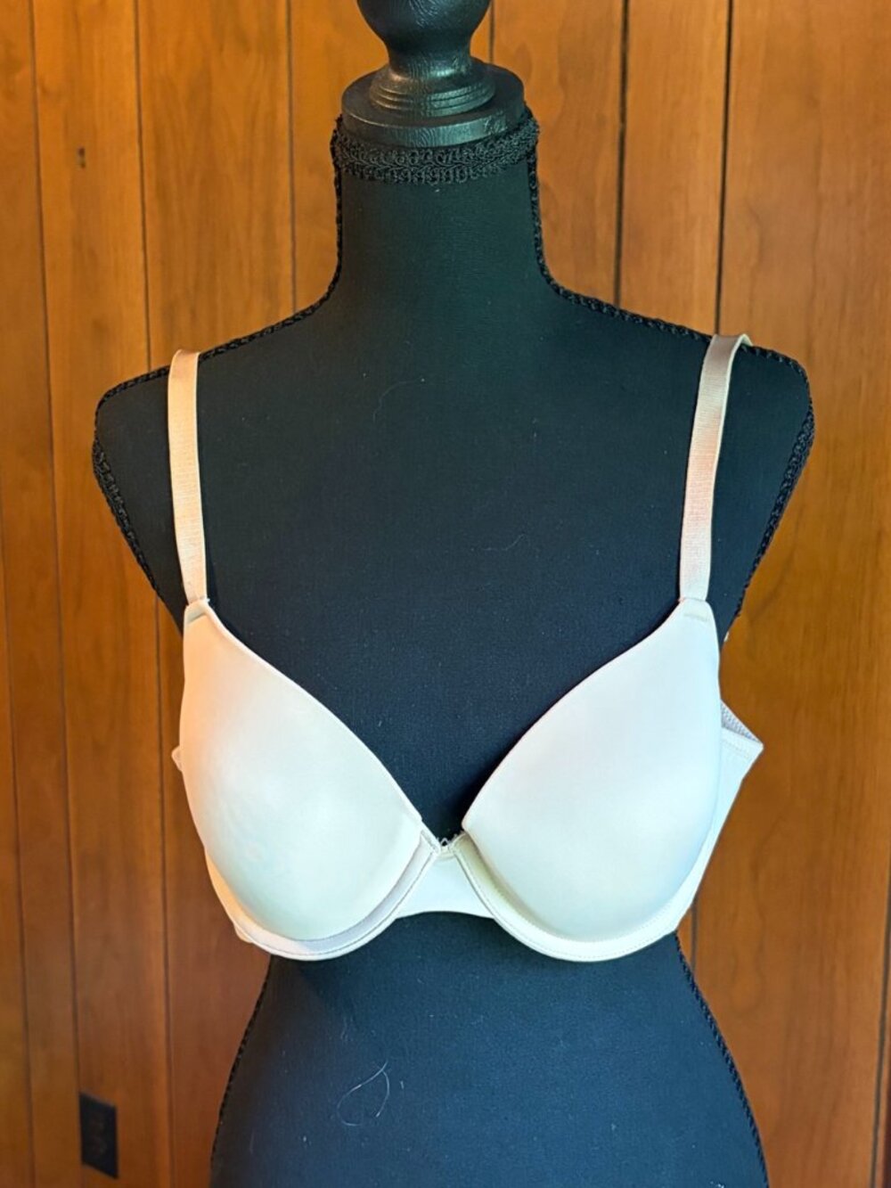 32D Auden Nude Bra